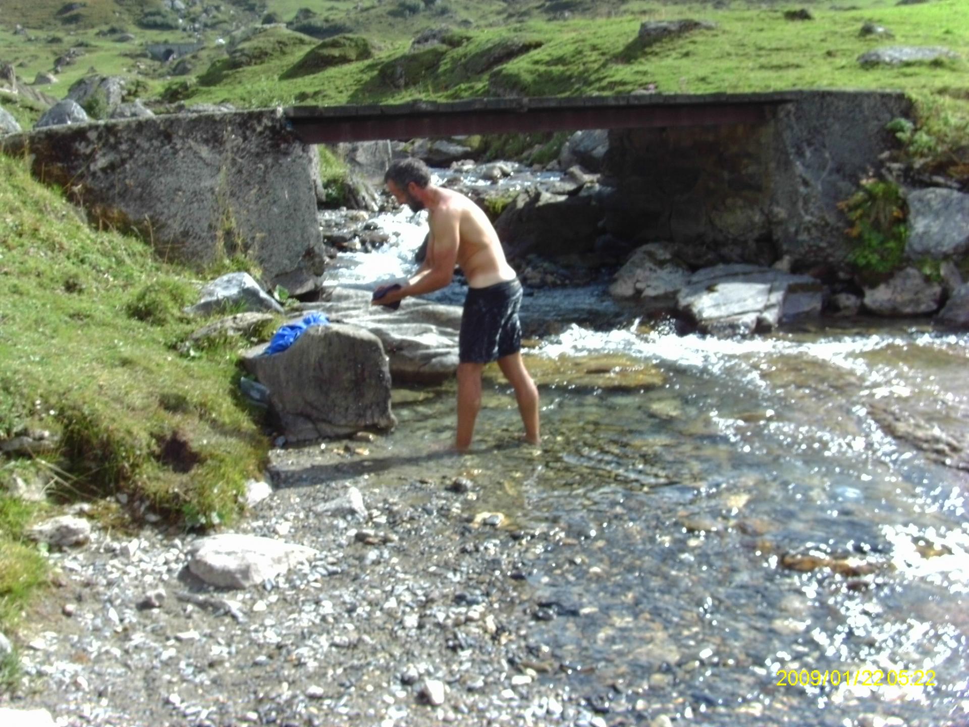 L'heure du bain au plan de la Lai J2
