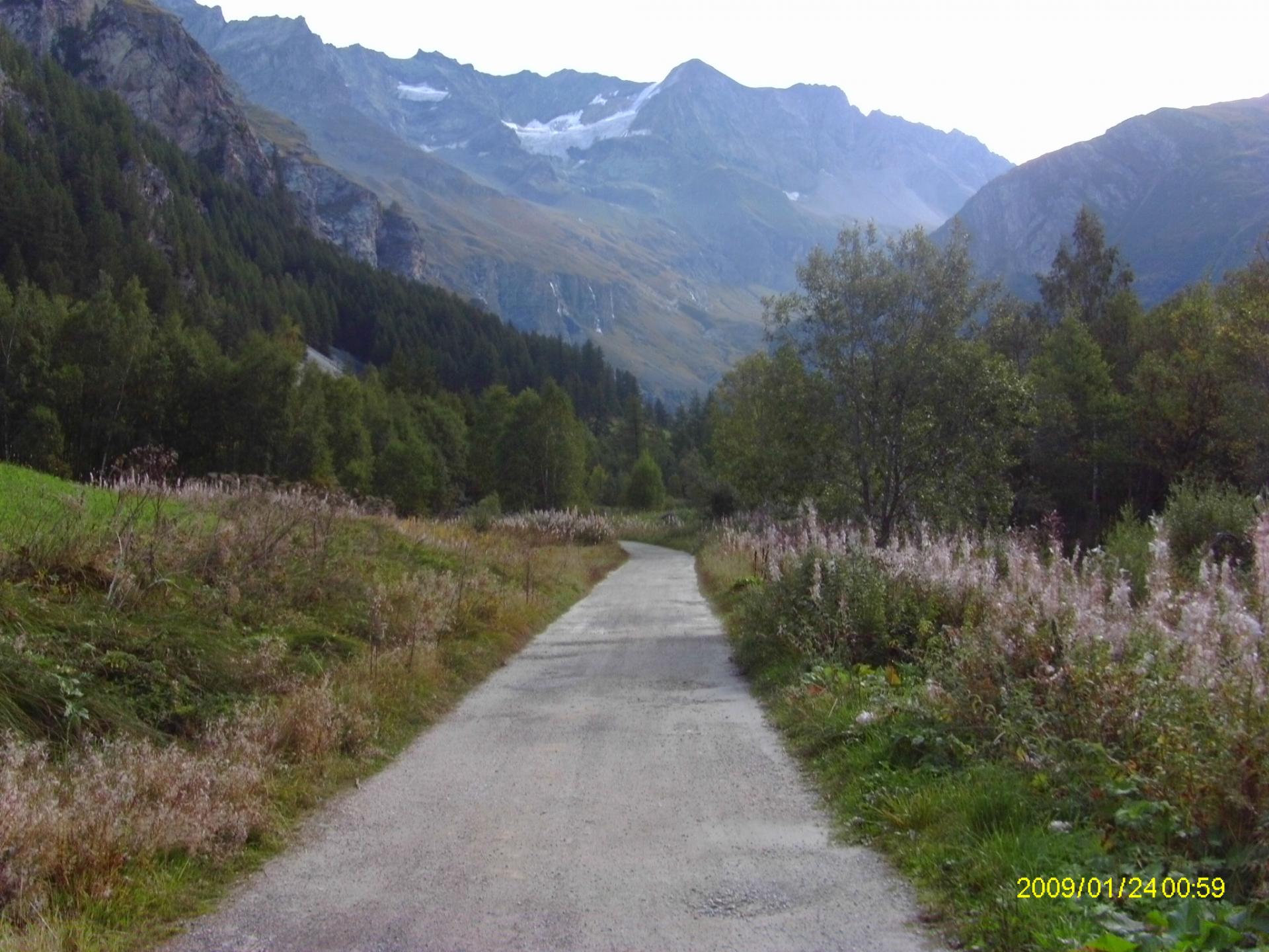 Entre Peisey Nancroix et le refuge de Rosuel J4
