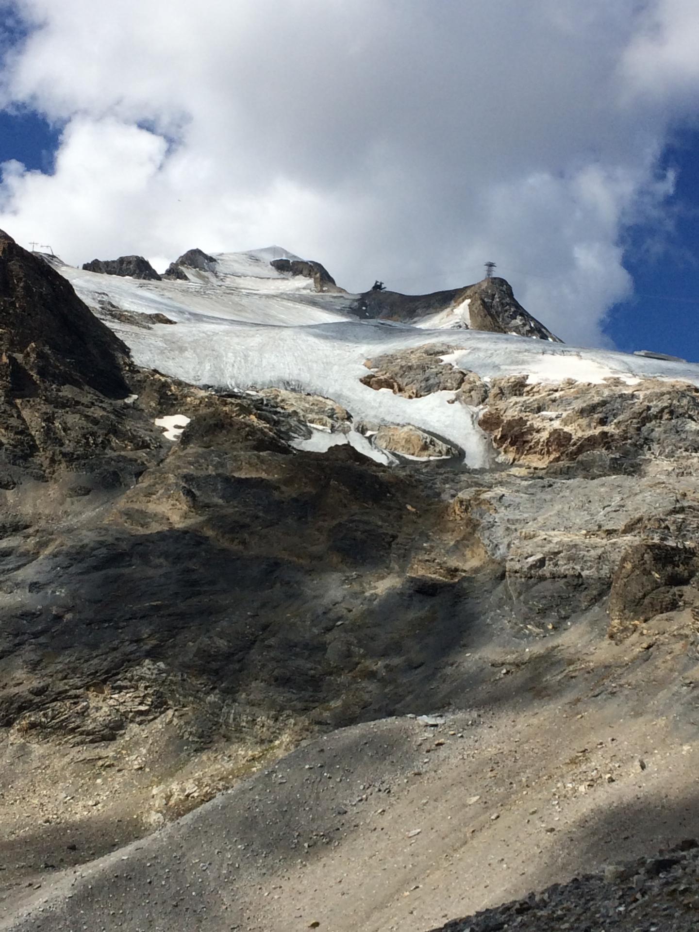 Sommet des pistes de ski de Tignes au dessus du col de la leisse J5